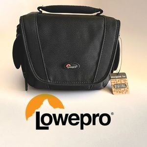 Lowepro Camera Case Edit 110 Shoulder Bag